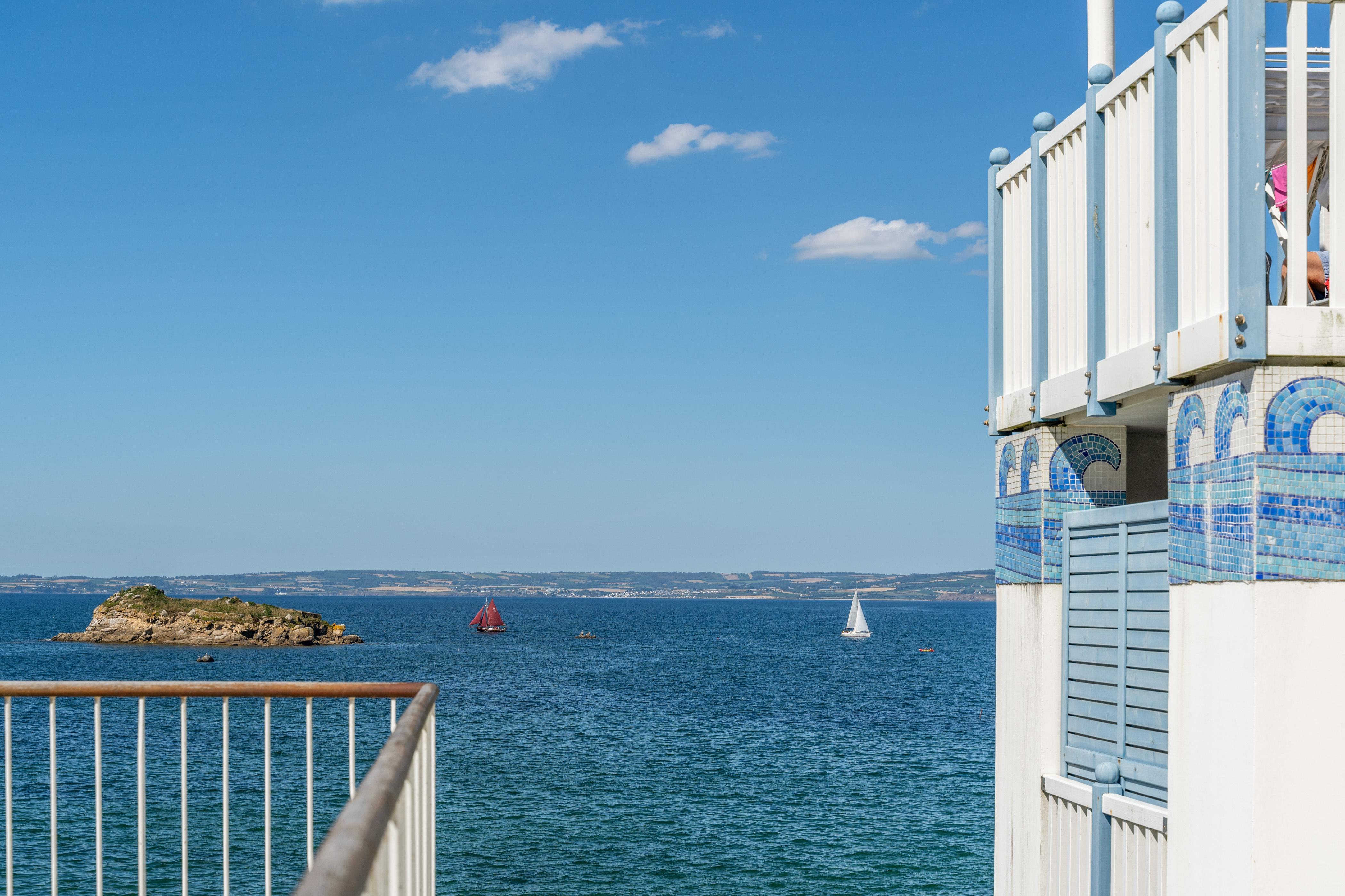 Residence Pierre & Vacances Premium Le Coteau Et La Mer Tréboul Exterior photo
